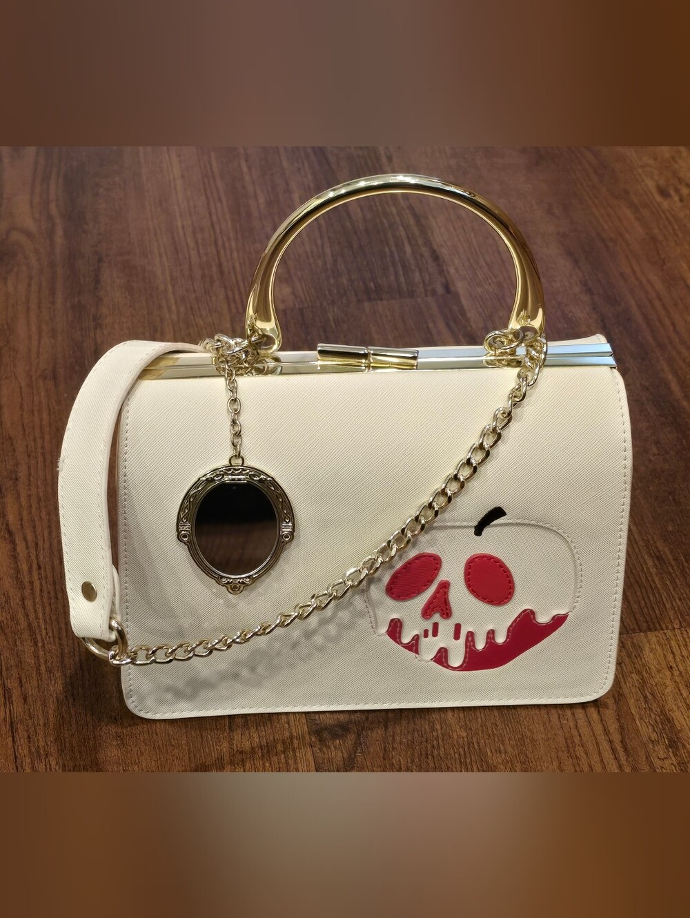 "Just One Bite" - Poison Apple - Snow White - Purse - Disney - Loungefly